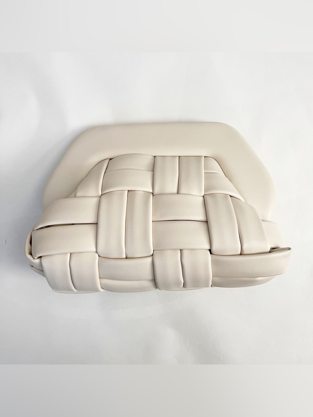 Themoire Tia Woven Clutch/Shoulder Bag in Shell - Picture 14 of 14